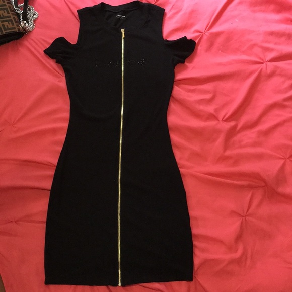 Dress - Picture 1 of 7